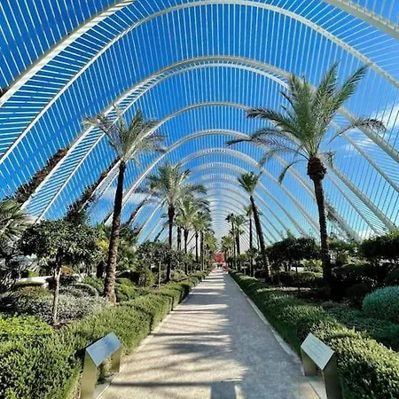 Calm Jungle Near Valencia Apartment *